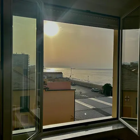 Lägenhet Un Affaccio Sul Mare