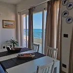 Daire Un Affaccio Sul Mare *